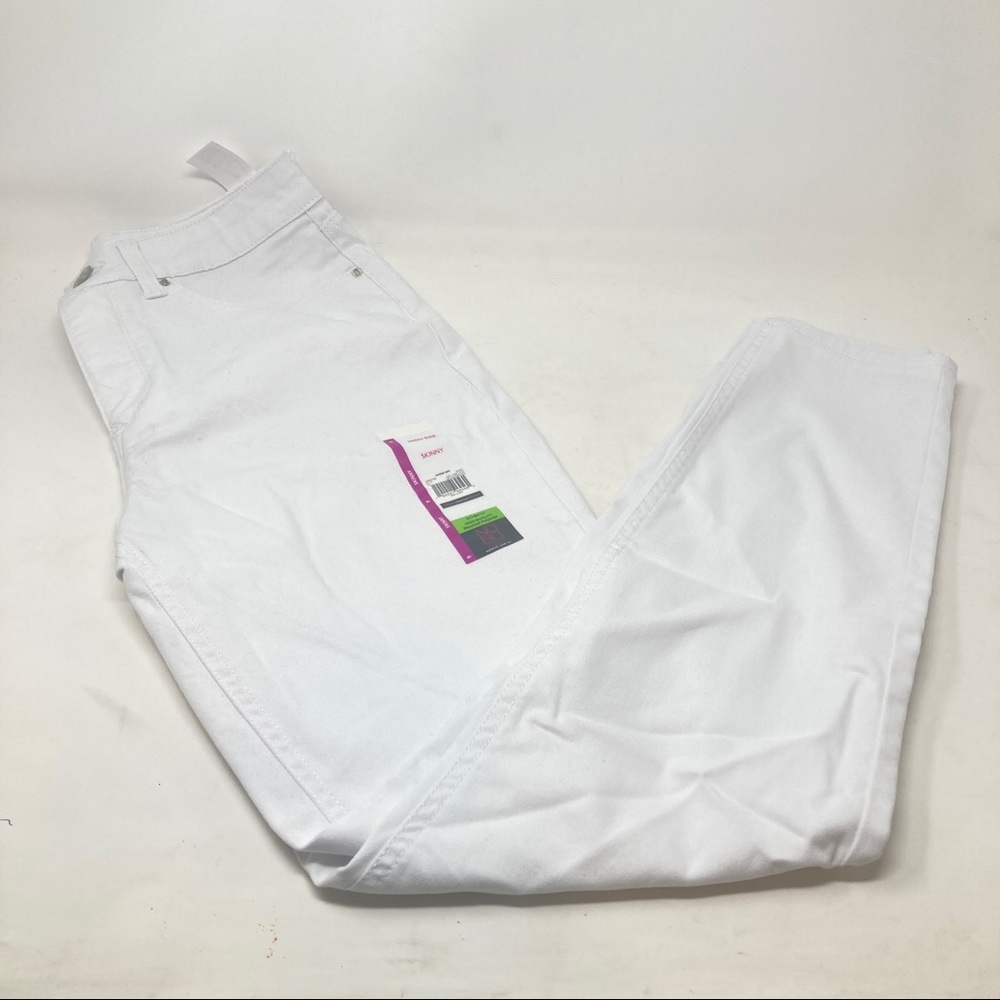 No Boundaries Women's White Stretch Denim Jegging Hi Rise Size 9 Ankle Pants
